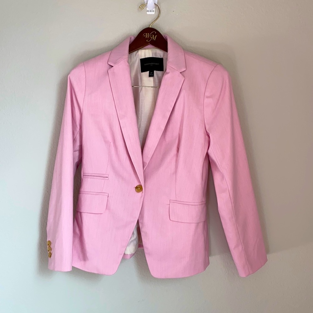 Women’s Pink Blazer